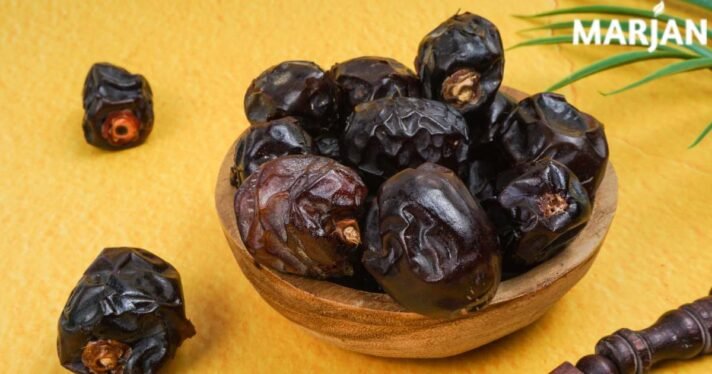 Authenticity certificates and seals are really important for making sure Ajwa dates are good quality and come from the right place. They give customers confidence and peace of mind.